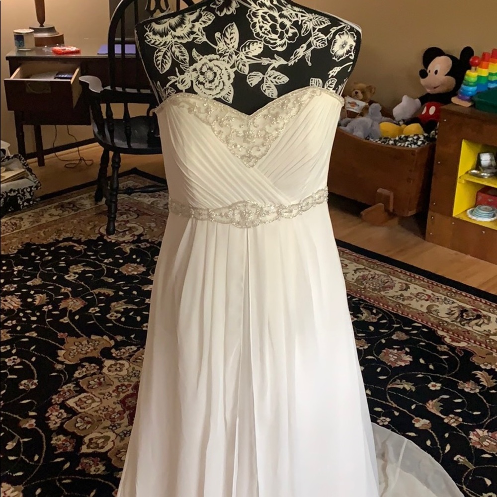 Wedding Dress, worn one time 😊 Grecian Style